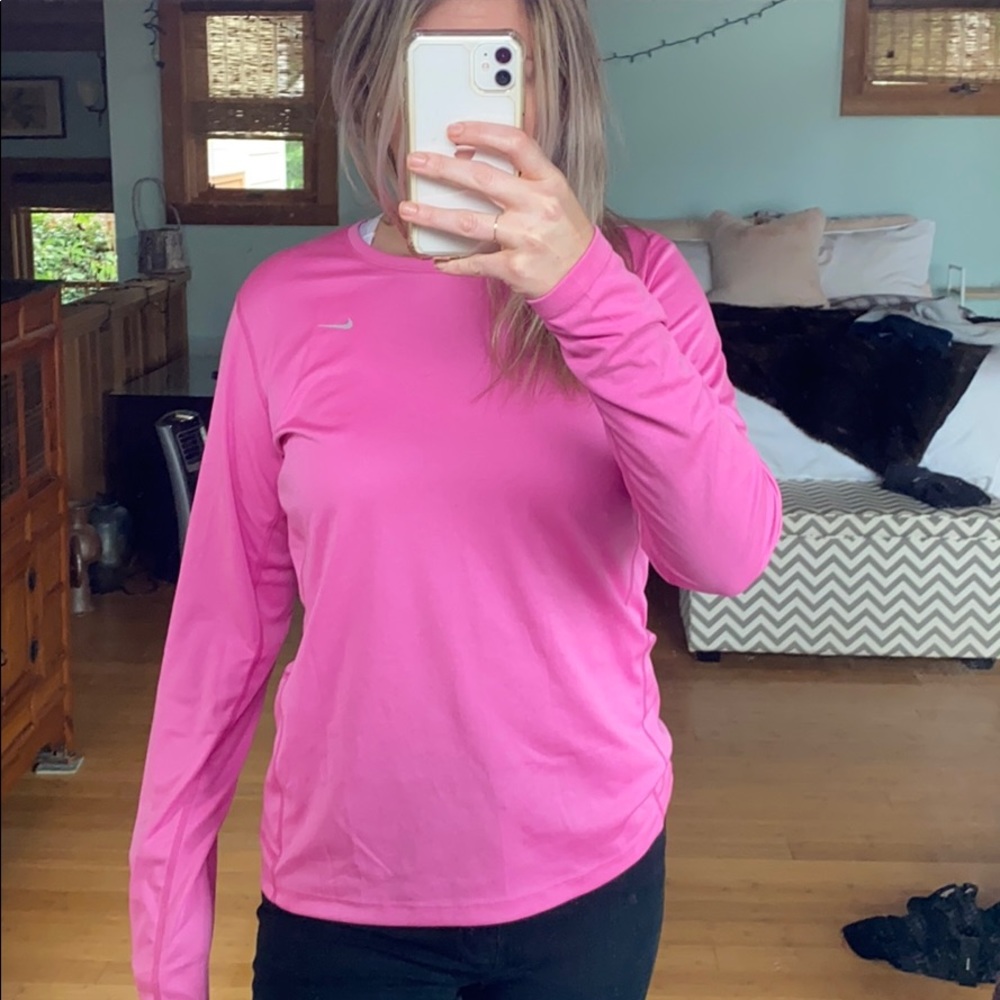 Nike women’s dry Fit exercise top